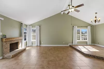 1600 E Messick Loop, Round Rock, TX 78681 - Photo 3