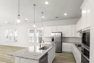 7505 Boyd Hvn Dr, Austin, TX 78744 - Photo 15