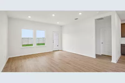 25524 Farmers Crop Lane, Elgin, TX 78621 - Photo 7