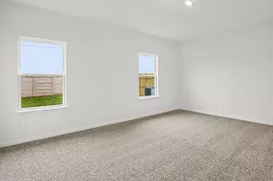 25524 Farmers Crop Ln, Elgin, TX 78621 - Photo 17