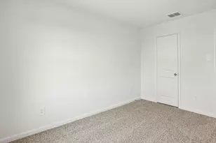25524 Farmers Crop Ln, Elgin, TX 78621 - Photo 29