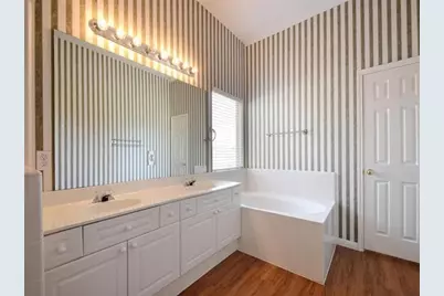 13533 Oregon Flats Trail, Austin, TX 78727 - Photo 17