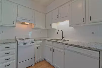 3004 Whisper Oaks Lane #D, Georgetown, TX 78628 - Photo 11