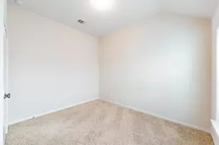 5012 Yucca Bloom Dr, Georgetown, TX 78626 - Photo 19