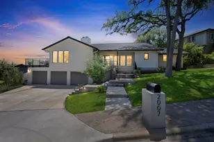 2007 Wychwood Dr, Austin, TX 78746 - Photo 33