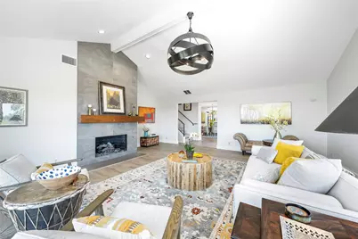 2007 Wychwood Drive, Austin, TX 78746 - Photo 9