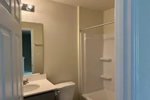 570 Papaya Dr, Buda, TX 78610 - Photo 15