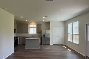 570 Papaya Dr, Buda, TX 78610 - Photo 9