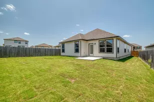 910 Yellow Ribbon Cove, Jarrell, TX 76537 - Photo 23