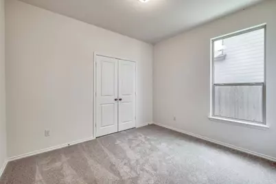 910 Yellow Ribbon Cove, Jarrell, TX 76537 - Photo 19