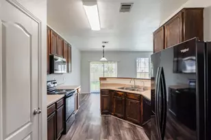 711 Abundance Ln, Kyle, TX 78640 - Photo 11