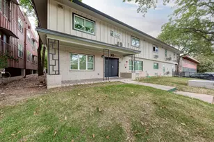 306 E 30th St, Austin, TX 78705 - Photo 3