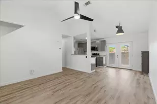 1015 E Yager Ln, Austin, TX 78753 - Photo 5