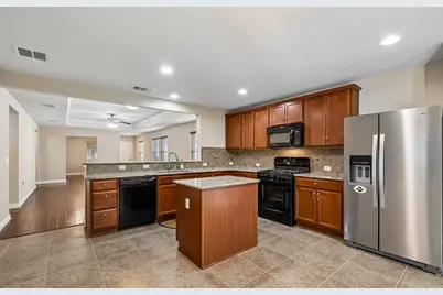 210 Kickapoo Creek Lane, Georgetown, TX 78633 - Photo 9