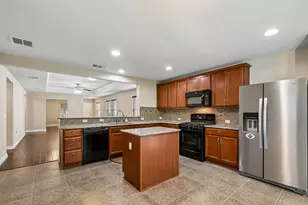 210 Kickapoo Creek Ln, Georgetown, TX 78633 - Photo 9