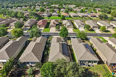 210 Kickapoo Creek Lane, Georgetown, TX 78633 - Photo 27