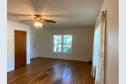 408 S Grimes Street, Giddings, TX 78942 - Photo 5