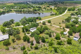 907 Horace Howard Dr, San Marcos, TX 78666 - Photo 3