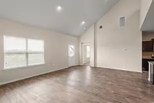 707 Liard River Rd, Hutto, TX 78634 - Photo 7