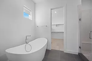 3816 Berkman Dr, Austin, TX 78723 - Photo 27