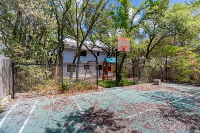 8007 Buckshot Trail, Austin, TX 78729 - Photo 29