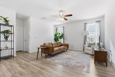 10411 Choctaw Print Way, Manor, TX 78653 - Photo 5