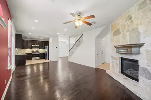 8601 Rock Pigeon Dr, Austin, TX 78729 - Photo 13