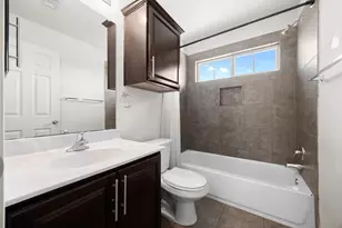 8601 Rock Pigeon Dr, Austin, TX 78729 - Photo 31