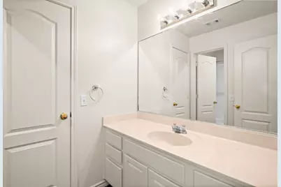 7312 E Ben White Boulevard #16, Austin, TX 78741 - Photo 13