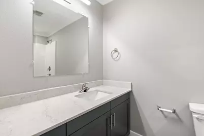 2025 Applewood Drive, Lockhart, TX 78644 - Photo 9