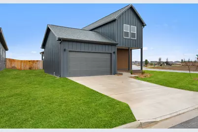 2025 Applewood Drive, Lockhart, TX 78644 - Photo 3