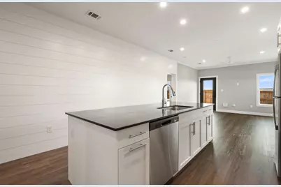 2025 Applewood Drive, Lockhart, TX 78644 - Photo 17