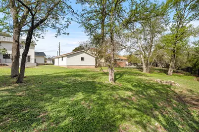 129 Ridgecrest Road, Georgetown, TX 78628 - Photo 31