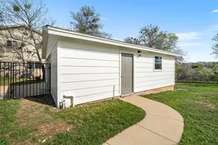 129 Ridgecrest Rd, Georgetown, TX 78628 - Photo 33