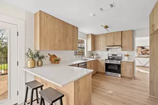 129 Ridgecrest Rd, Georgetown, TX 78628 - Photo 17