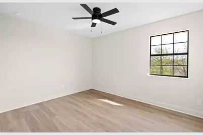 129 Ridgecrest Road, Georgetown, TX 78628 - Photo 25