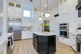 109 Dawn River Cove, Austin, TX 78732 - Photo 11