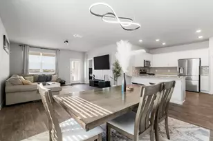 212 Apache Plum Dr, Kyle, TX 78640 - Photo 5