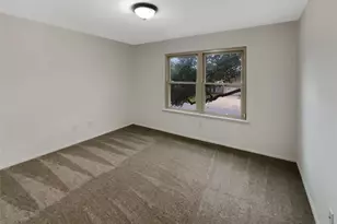 1602 Wildwood Dr, Round Rock, TX 78681 - Photo 5