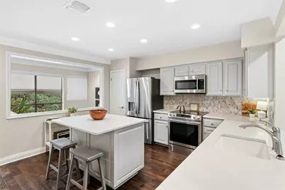 122 World Of Tennis Square #122, Lakeway, TX 78738 - Photo 11
