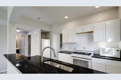 2206 Pennsylvania Avenue #A, Austin, TX 78702 - Photo 7