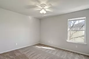 2206 Pennsylvania Ave, Austin, TX 78702 - Photo 17