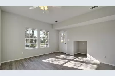 2206 Pennsylvania Avenue #A, Austin, TX 78702 - Photo 3