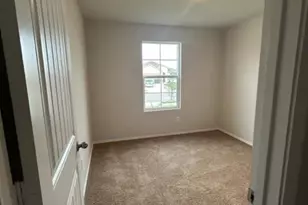 224 Rough Holw Cv, San Marcos, TX 78666 - Photo 9