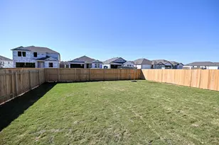 213 Magione St, Hutto, TX 78634 - Photo 17