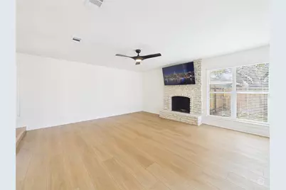 9400 Longvale Drive, Austin, TX 78729 - Photo 3