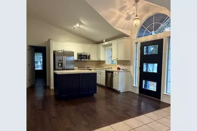 414 Summit Ridge Drive N, Point Venture, TX 78645 - Photo 3