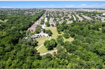 1049 Regency Lane, Round Rock, TX 78665 - Photo 33