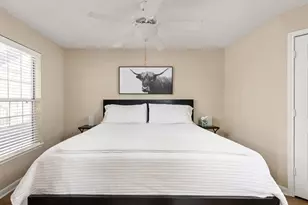 7685 Northcross Dr, Austin, TX 78757 - Photo 11