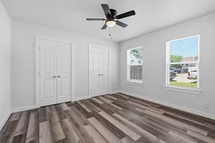 1911 Hearthside Dr, Austin, TX 78757 - Photo 25